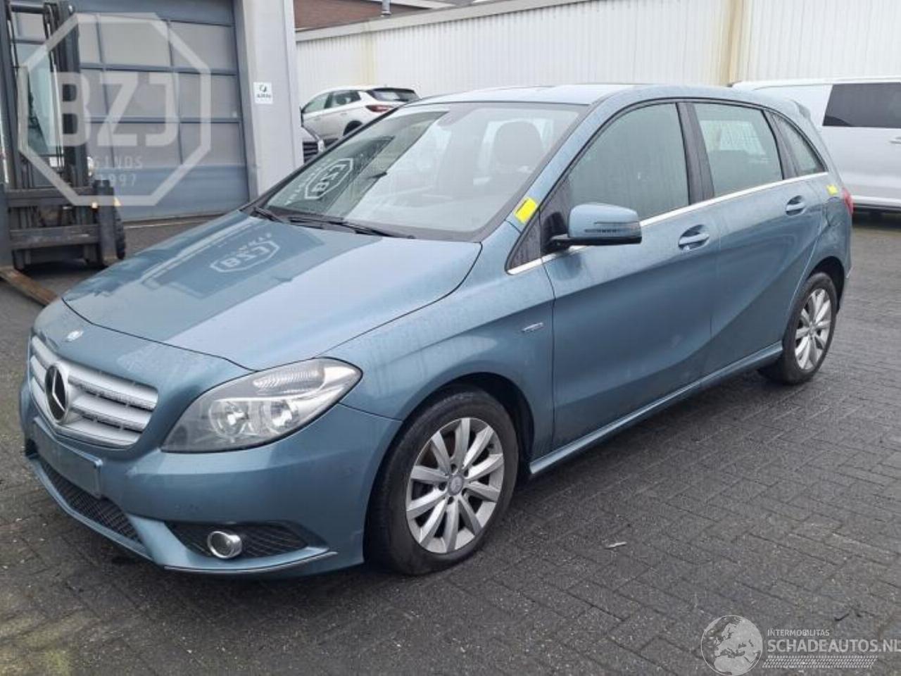 Mercedes B-klasse B (W246/W242), Hatchback, 2011 / 2018 1.8 B-180 CDI BlueEFFICIENCY 16V