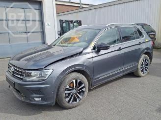 Coche siniestrado Volkswagen Tiguan Tiguan (AD1), SUV, 2016 / 2024 1.5 TSI 16V 2020