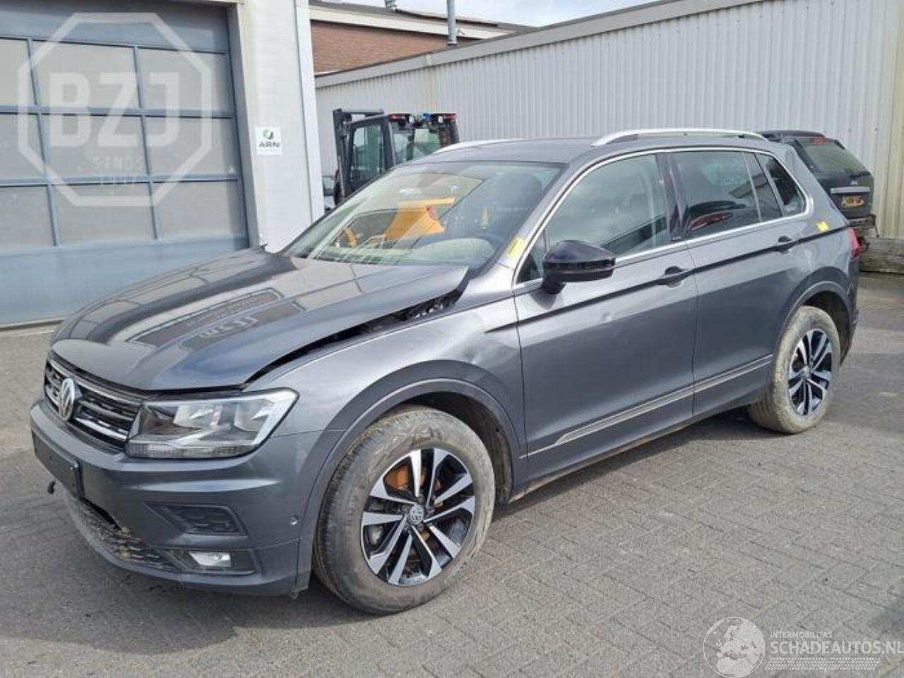 Volkswagen Tiguan Tiguan (AD1), SUV, 2016 / 2024 1.5 TSI 16V