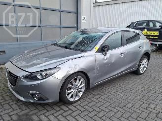  Mazda 3 3 (BM/BN), Hatchback, 2013 / 2019 2.0 SkyActiv-G 120 16V 2015