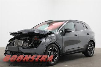 Salvage car Kia Sportage Sportage (NQ5E), Terreinwagen, 2021 1.6 T-GDi Hybrid 16V 2022/9
