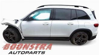 Mercedes GLB GLB (247.6), SUV, 2019 1.3 GLB-180 Turbo 16V picture 2