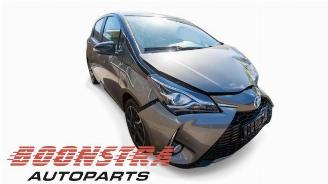 Toyota Yaris Yaris III (P13), Hatchback, 2010 / 2020 1.5 16V Hybrid picture 6
