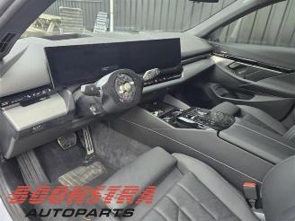 BMW 5-serie 5 serie Touring (G61), Combi, 2024 530e 2.0 TwinPower Turbo 16V picture 7