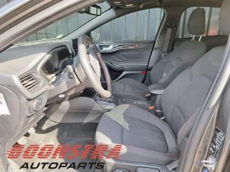 Ford Focus Focus 4, Hatchback, 2018 1.0 Ti-VCT EcoBoost 12V 125 picture 9