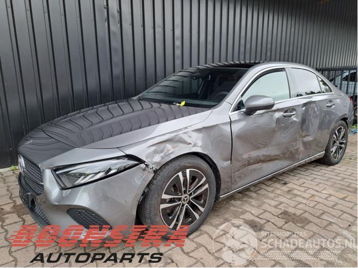 Mercedes A-klasse A Limousine (177.1), Sedan, 2018 / 2026 1.3 A-180 Turbo Mild Hybrid