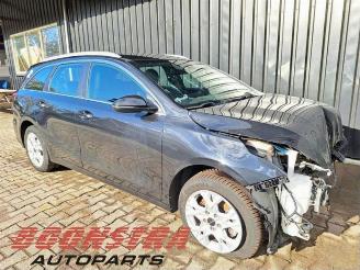 Kia Cee d Ceed Sportswagon (CDF), Combi 5-drs, 2018 1.0i T-GDi 12V 120 Eco-Dynamics+ picture 2