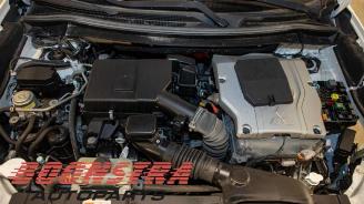 Mitsubishi Outlander Outlander (GF/GG), SUV, 2012 / 2022 2.0 16V PHEV 4x4 picture 9