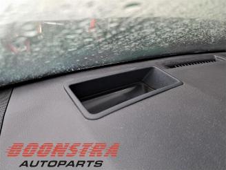 Toyota Rav-4 RAV4 (A5), Terreinwagen, 2018 2.5 Plug-in Hybrid 16V AWD picture 12