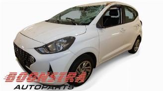 Salvage car Hyundai I-10 i10, Hatchback, 2019 1.0 12V 2023/4