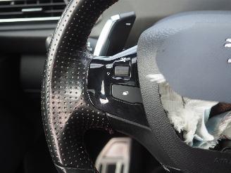 Peugeot 308 1.2 PureTech Blue Lease GT picture 18