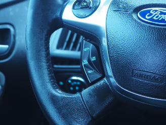 Ford Focus 1.0 EcoBoost Lease Trend picture 12