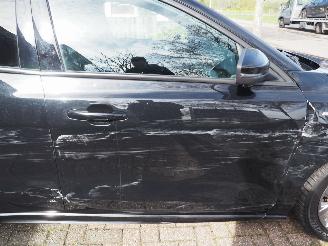 Ford Focus 1.0 EcoBoost Hybrid ST Line picture 11