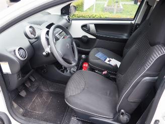 Peugeot 107 1.0 Active picture 20