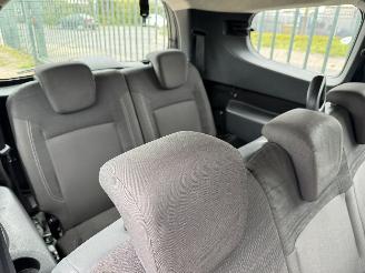 Dacia Lodgy 1.5 DCI 79KW AIRCO 7 PERSOONS picture 4