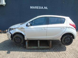 Vrakbiler auto Hyundai I-20 i20, Hatchback, 2008 / 2015 1.2i 16V 2014/11