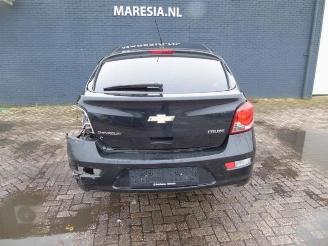 Chevrolet Cruze Cruze (305), Hatchback, 2010 / 2015 1.6 16V VVT picture 3