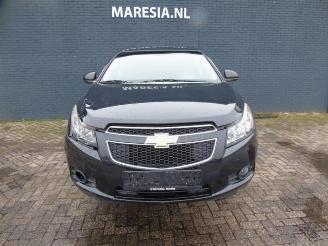 Chevrolet Cruze Cruze (305), Hatchback, 2010 / 2015 1.6 16V VVT picture 2