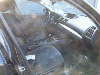 BMW 1-serie 1 serie (E87/87N), Hatchback 5-drs, 2003 / 2012 116i 1.6 16V picture 4