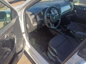 Skoda Fabia Ambition picture 5