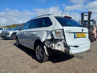 Skoda Fabia Ambition picture 3