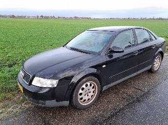 Autoverwertung Audi A4 2.0 FSI 2002/11