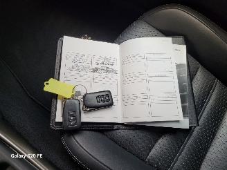 Lexus IS 300h Hybrid 133-KW Automaat picture 24