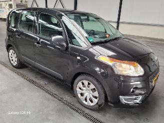 skadebil auto Citroën C3 picasso 1.4 VTi 70-KW 5-Bak Aura 5drs Airco 2011/3