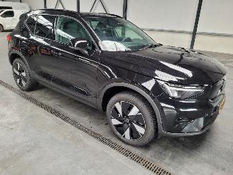 uszkodzony samochody osobowe Volvo EX40 Extended Range 185-KW 82kwh Automaat 2-WD 2026/4