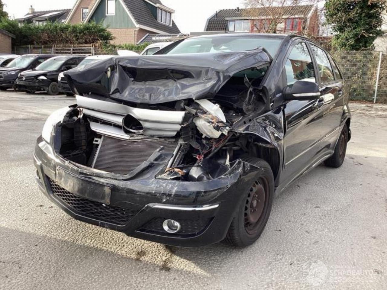 Mercedes B-klasse B (W245), Hatchback, 2005 / 2011 1.5 B-160 16V