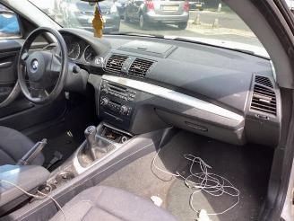 BMW 1-serie 1 serie (E81), Hatchback 3-drs, 2006 / 2012 116i 1.6 16V picture 9