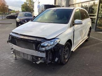 Coche siniestrado Mercedes B-klasse  2019/2