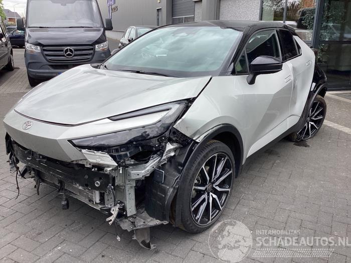 Toyota C-HR C-HR (X2,H2), SUV, 2023 2.0 16V Hybrid 200