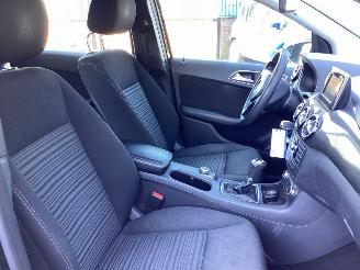 Mercedes B-klasse 180 picture 11