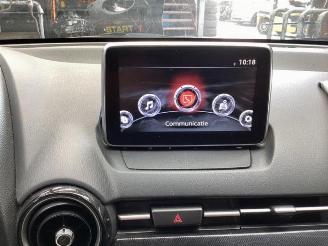 Mazda 2 2 (DJ/DL), Hatchback, 2014 1.5 SkyActiv-G 90 picture 12