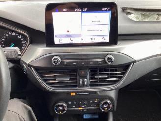 Ford Focus Focus 4 Wagon, Combi, 2018 1.0 Ti-VCT EcoBoost 12V 125 picture 12