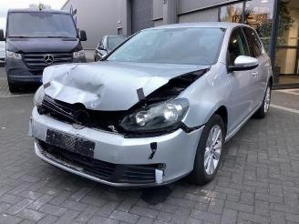 Vrakbiler auto Volkswagen Golf Golf VI (5K1), Hatchback, 2008 / 2013 1.2 TSI BlueMotion 2012/1