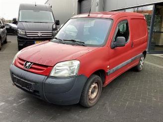 Dezmembrări autoturisme Peugeot Partner Partner, Van, 1996 / 2015 1.6 HDI 75 2007/5