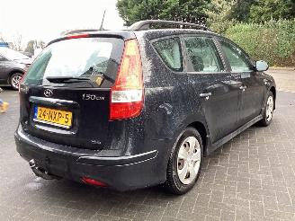 Hyundai I-30  picture 5