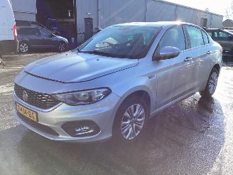 Sloopauto Fiat Tipo 1.4 16V 2018/3