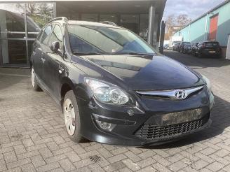 Hyundai I-30 i30 Crosswagon (WWH), Combi, 2007 / 2012 1.4 CVVT 16V picture 3