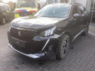 Vrakbiler auto Peugeot 2008 2008 (UD/UK/UR/US/UX), MPV, 2019 1.2 VTi 12V PureTech 130 2021/2
