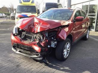 Coche siniestrado Nissan Qashqai Qashqai (J11), SUV, 2013 1.2 DIG-T 16V 2017/3