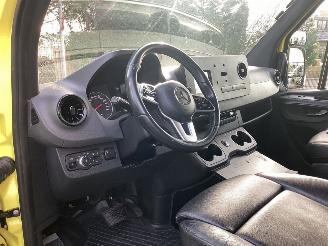 Mercedes Sprinter 319 V6Ambulance picture 17