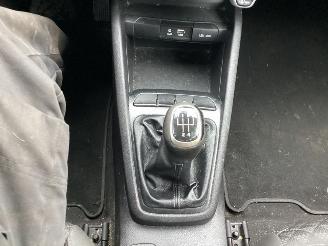 Kia Rio 10 t-GDI picture 13