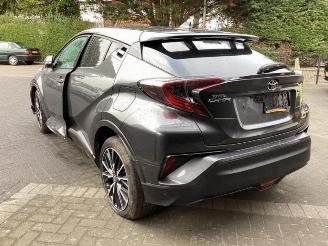 Toyota C-HR C-HR (X1,X5), SUV, 2016 1.8 16V Hybrid picture 7