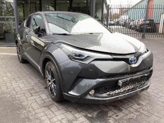 Toyota C-HR C-HR (X1,X5), SUV, 2016 1.8 16V Hybrid picture 3