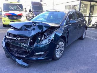 Vrakbiler auto Opel Astra Astra J Sports Tourer (PD8/PE8/PF8), Combi, 2010 / 2015 1.4 Turbo 16V ecoFLEX 120 2015/4
