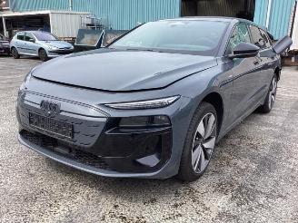 Salvage car Audi A6 A6 Avant e-tron, Combi 5-drs, 2024 83 kWh 2025/5