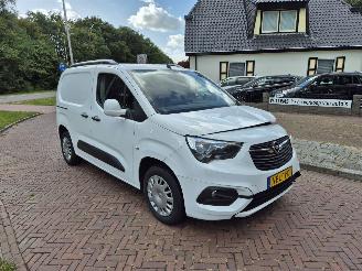 krockskadad bil bedrijf Opel Combo 1.5D L1 H1 Edition 2019/7